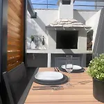 Golden With Heated Pool Βίλα *